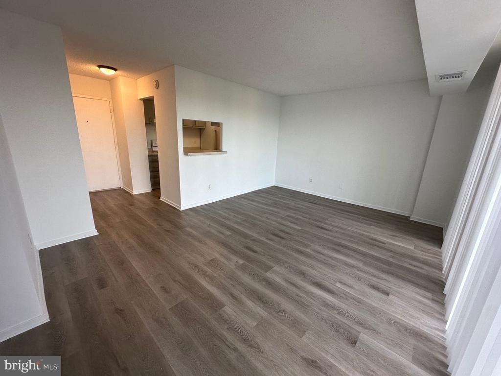 2311 Pimmit Drive - Photo 8
