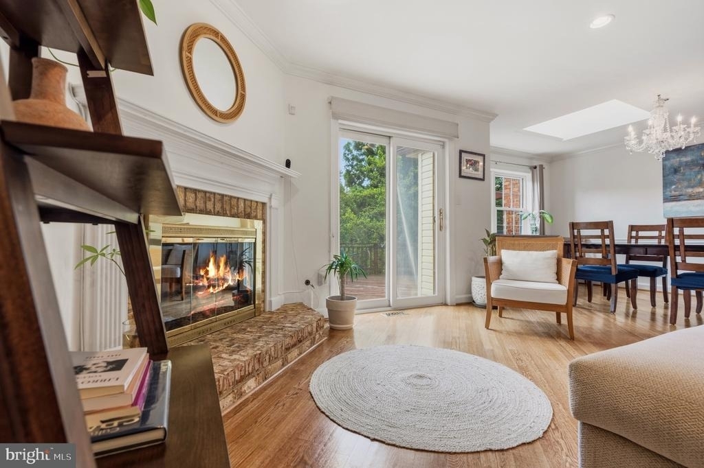 6313 Manchester Way - Photo 11