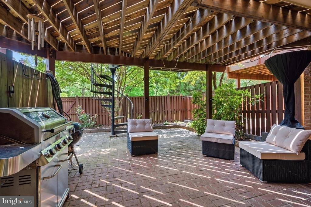 6313 Manchester Way - Photo 54