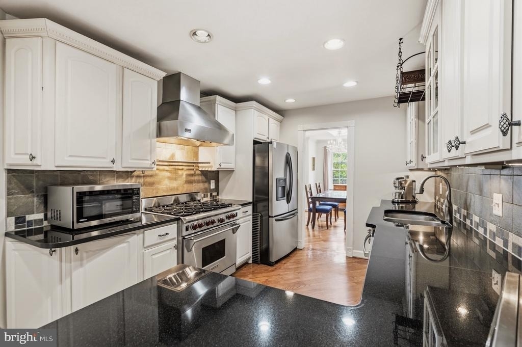 6313 Manchester Way - Photo 23