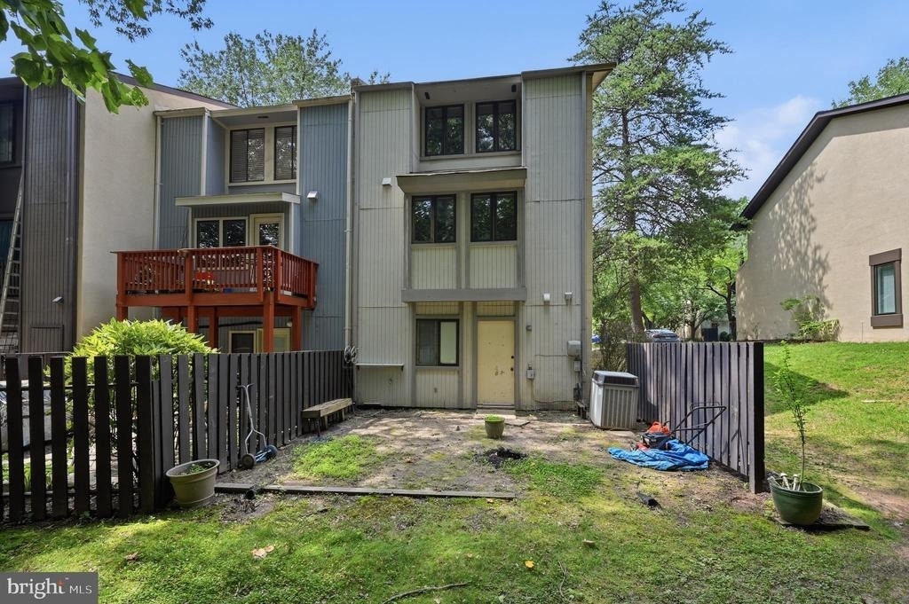 2242 Cartwright Place - Photo 32