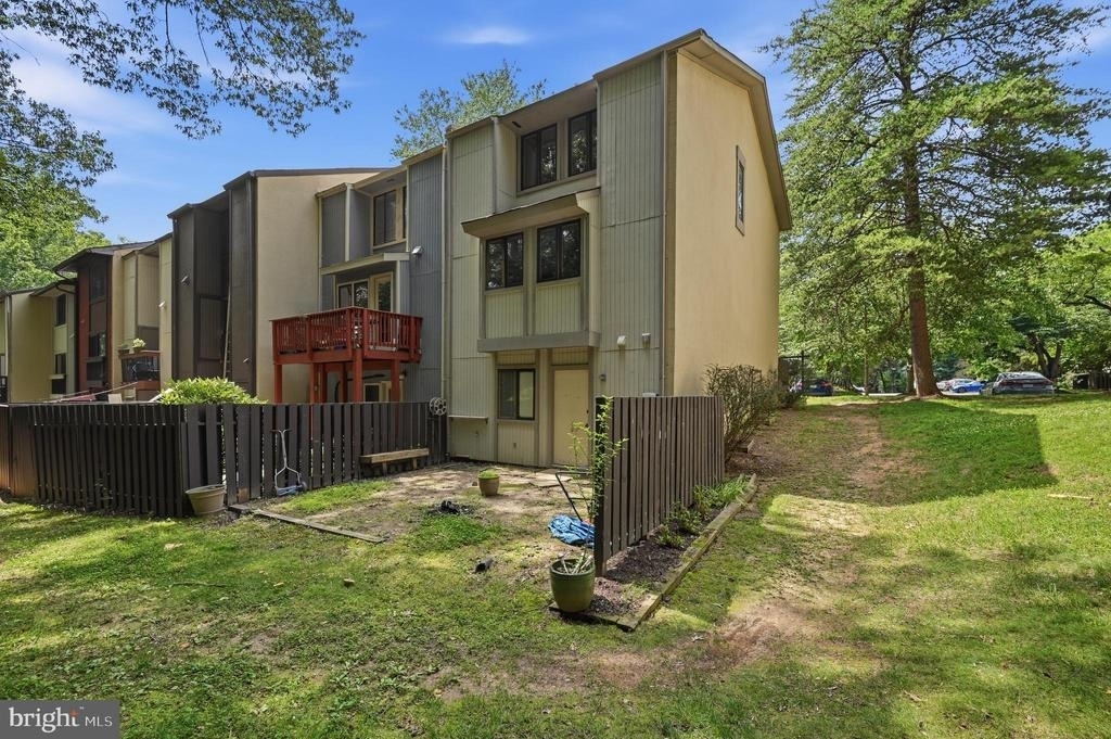 2242 Cartwright Place - Photo 37