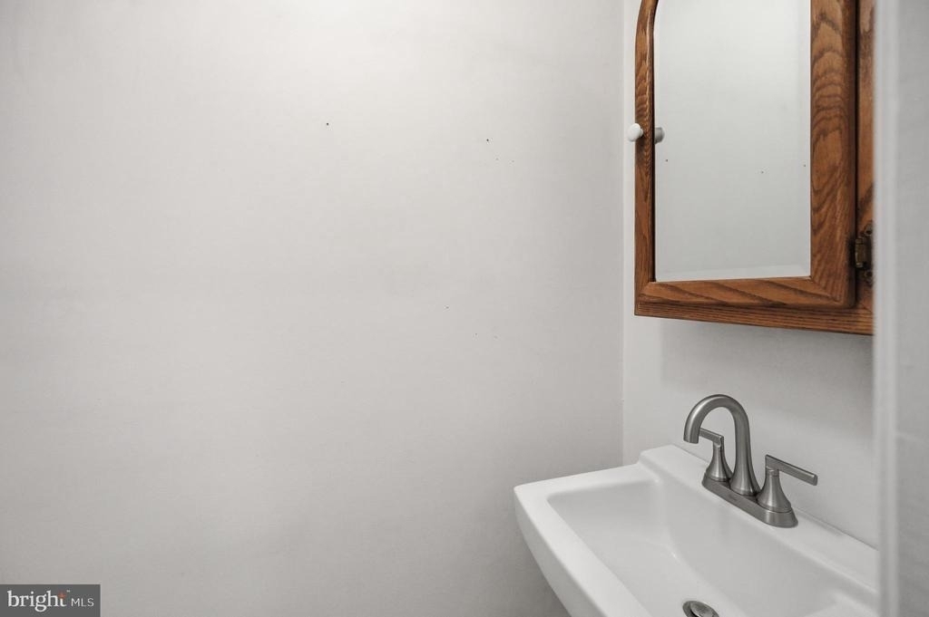 2242 Cartwright Place - Photo 30