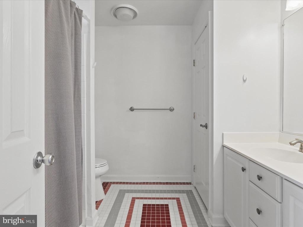 7441 Heatherfield Lane - Photo 15