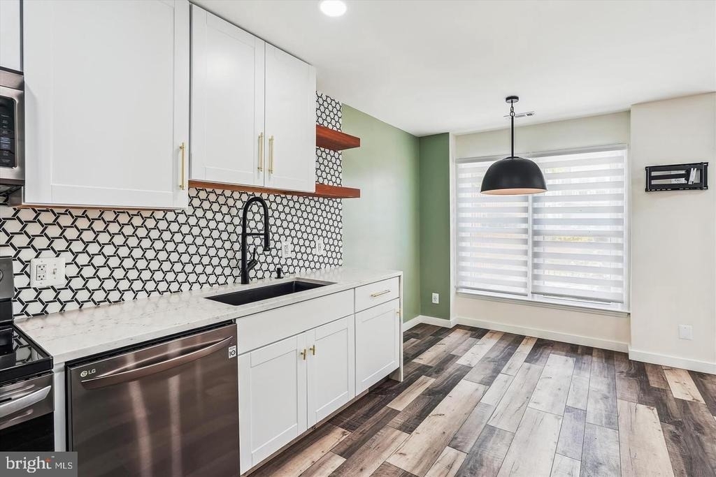 6010 Sunset Ridge Court - Photo 9