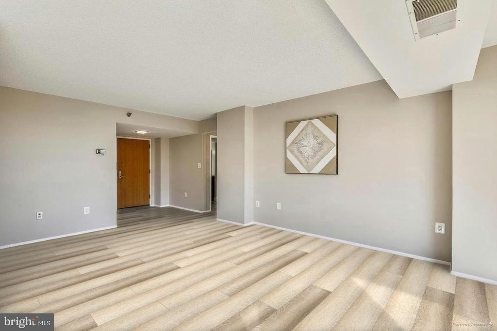 1808 Old Meadow Road - Photo 6