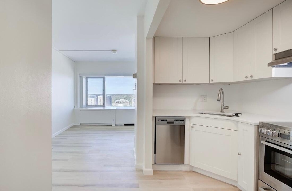 555 E William Street - Photo 17