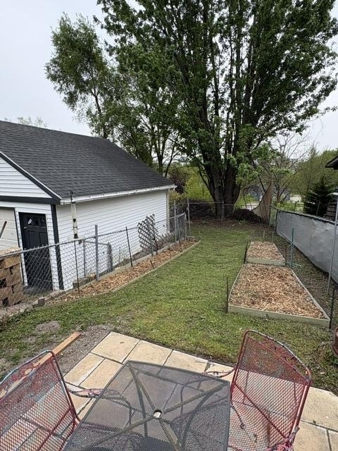 213 W Summit Street - Photo 2