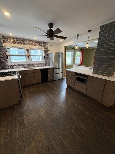 213 W Summit Street - Photo 3