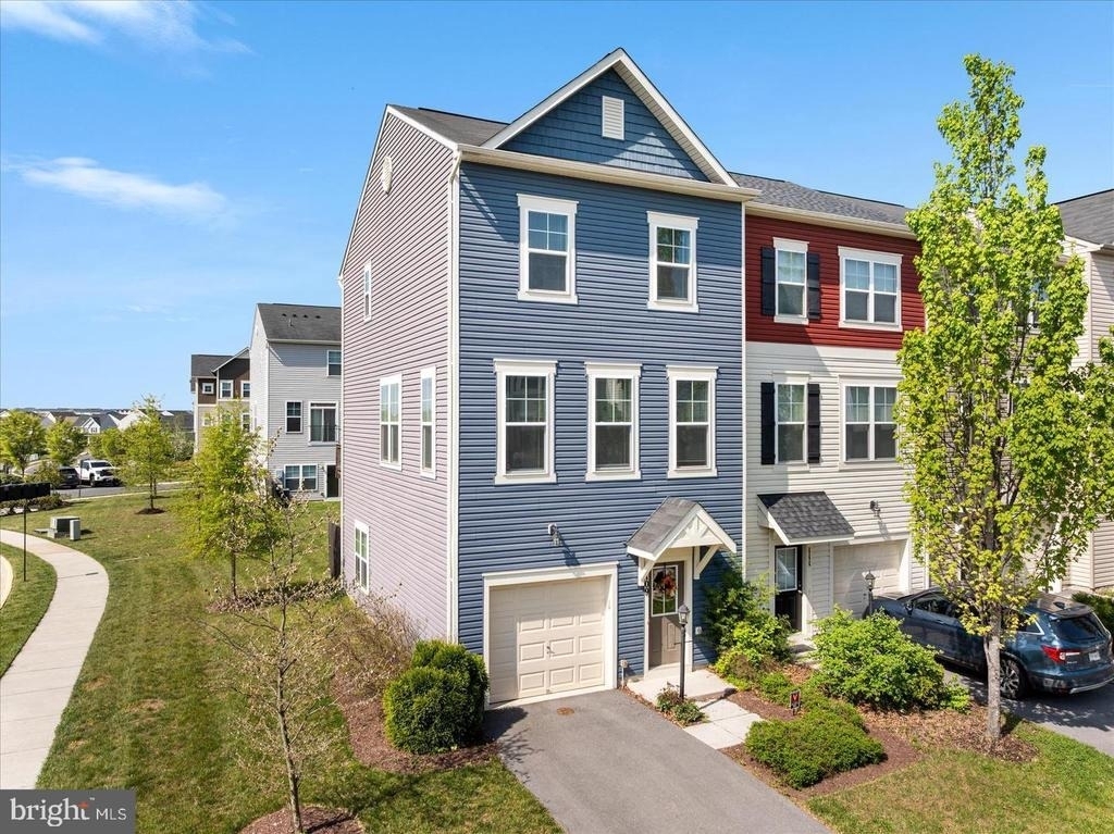 109 Splendor Garden Way - Photo 36