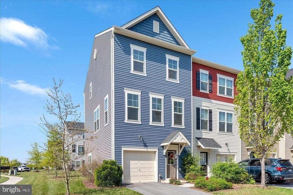 109 Splendor Garden Way - Photo 4