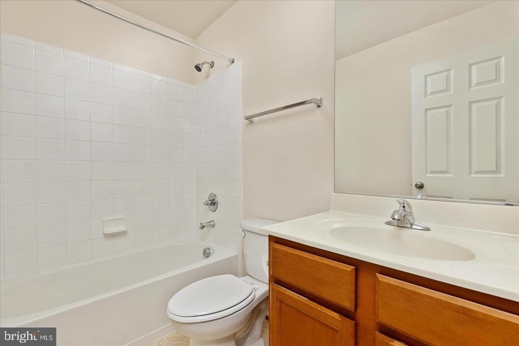 109 Splendor Garden Way - Photo 26