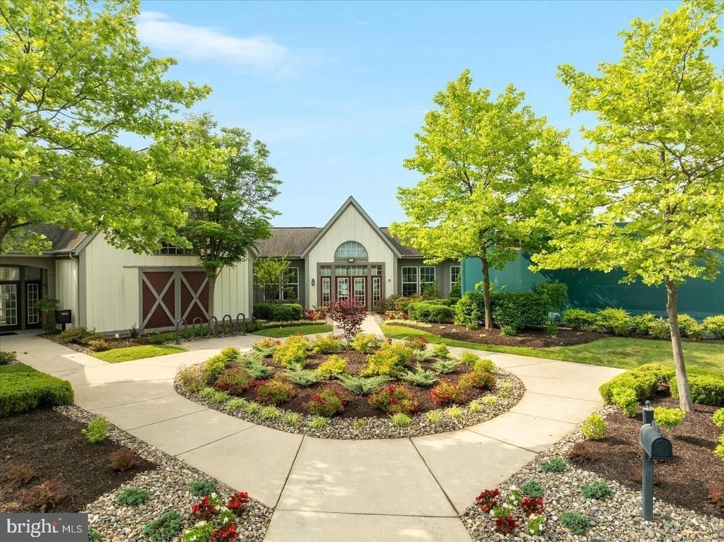 109 Splendor Garden Way - Photo 32