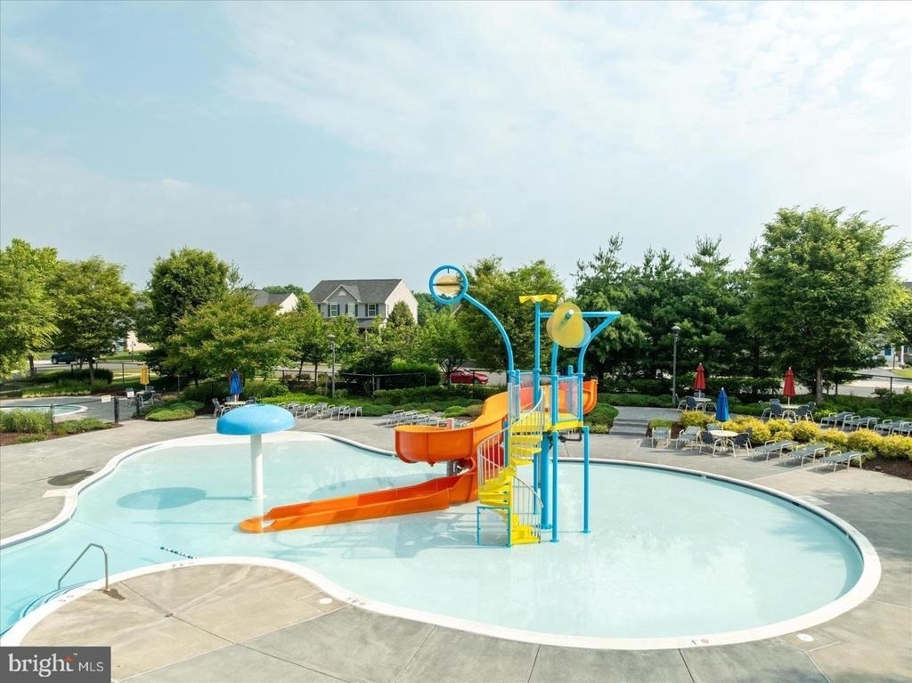 109 Splendor Garden Way - Photo 38