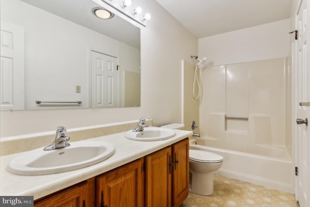 1232 Lakeview Drive - Photo 18