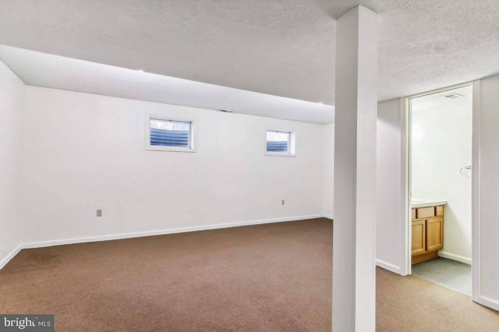 1232 Lakeview Drive - Photo 19