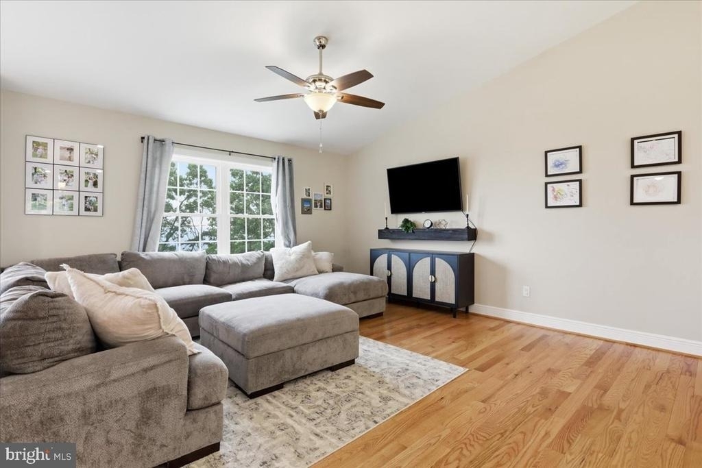 1617 Tomahawk Trail - Photo 4