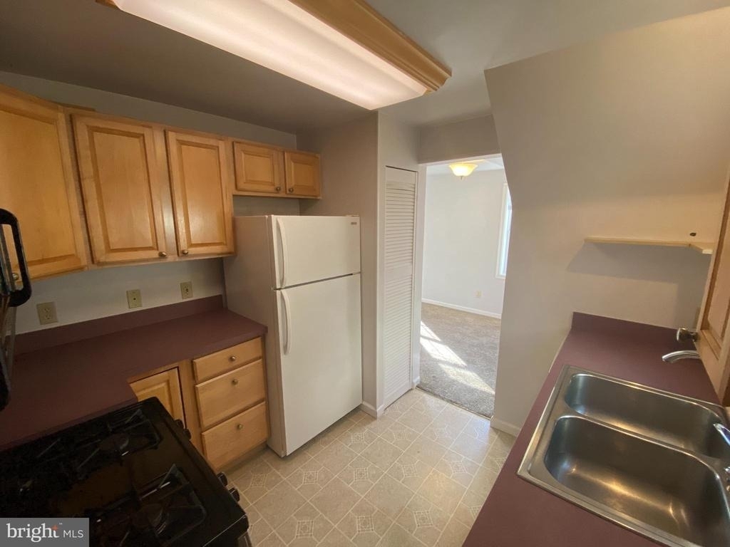 1115 Winchester Street - Photo 9