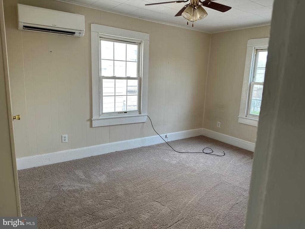 1605 Apt. B Charles Street - Photo 8