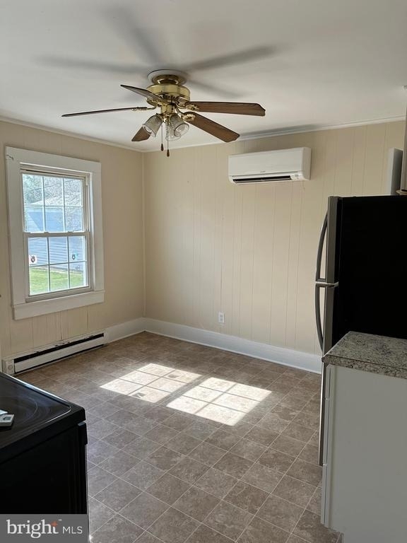 1605 Apt. B Charles Street - Photo 4
