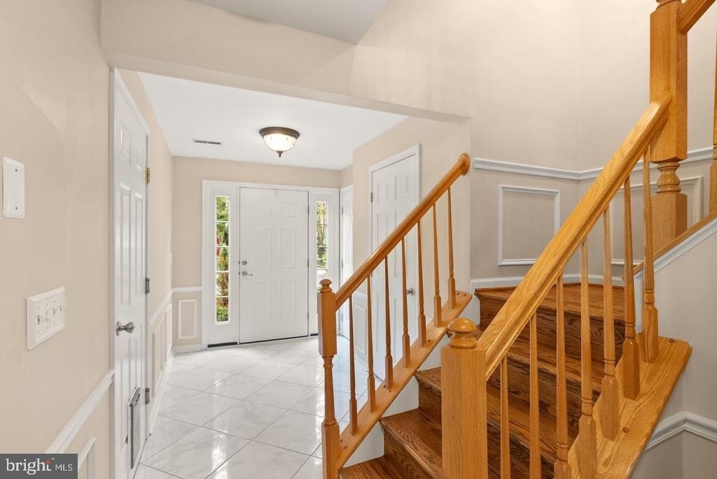 917 Rolfe Place - Photo 14