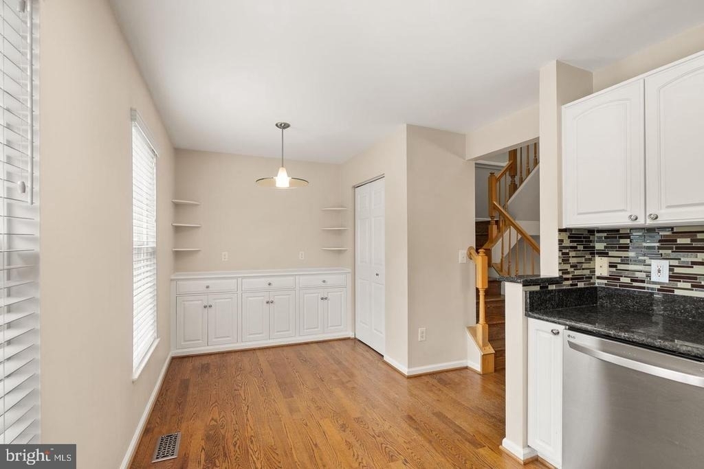 917 Rolfe Place - Photo 31