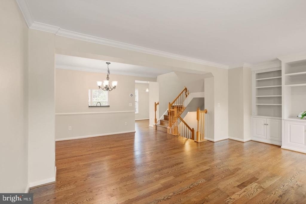 917 Rolfe Place - Photo 21