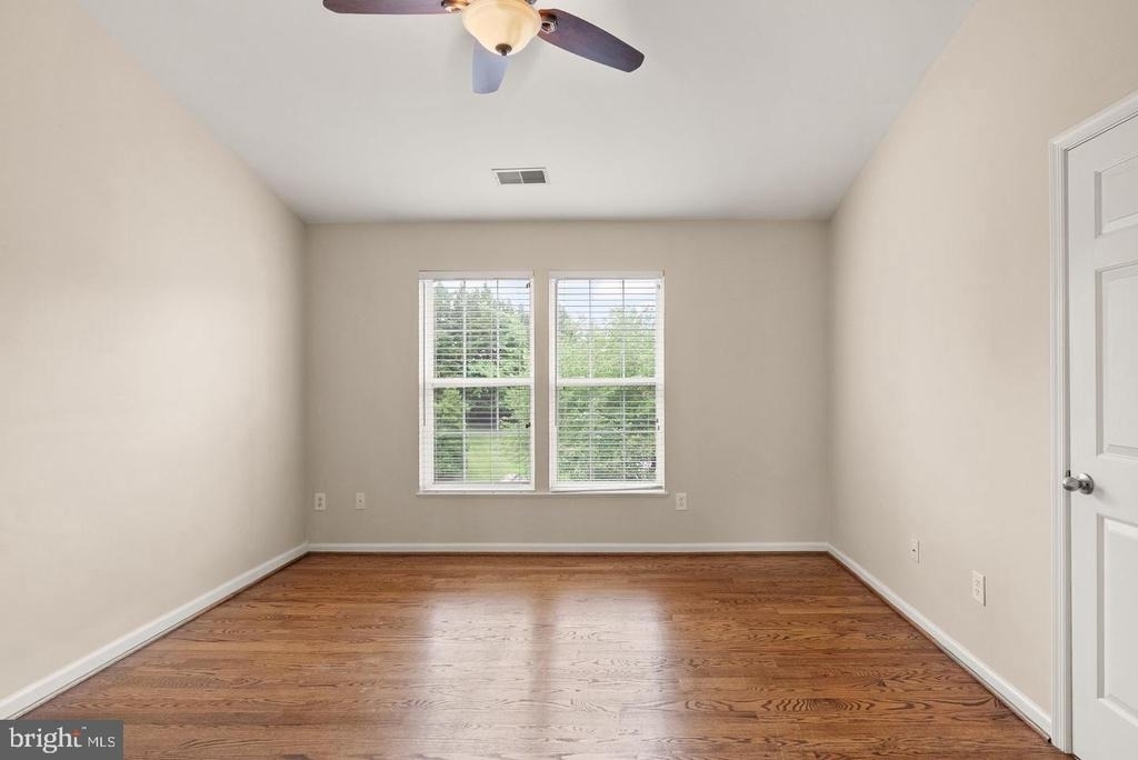 917 Rolfe Place - Photo 34
