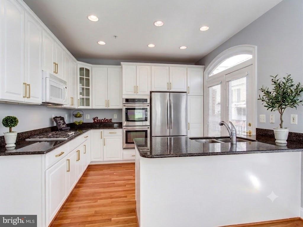 25 Alexander Street - Photo 37