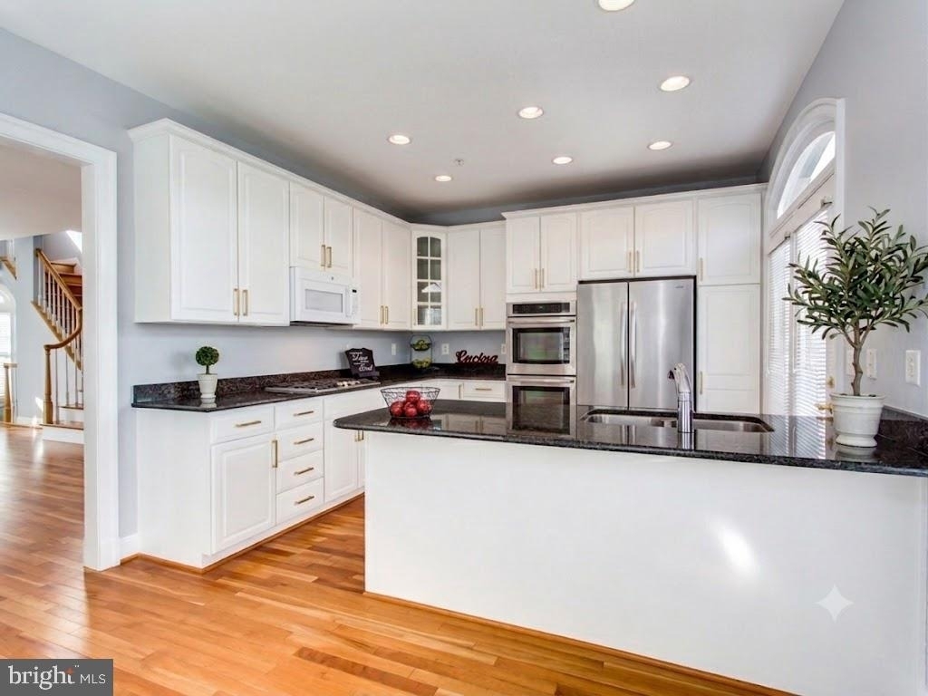 25 Alexander Street - Photo 38