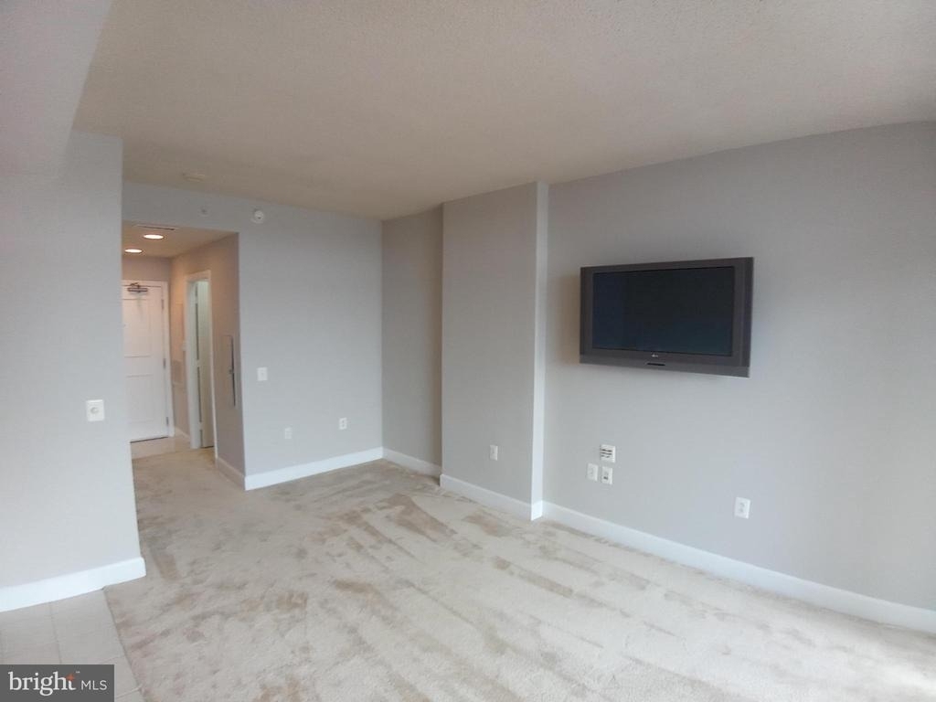 3600 S Glebe Road - Photo 6