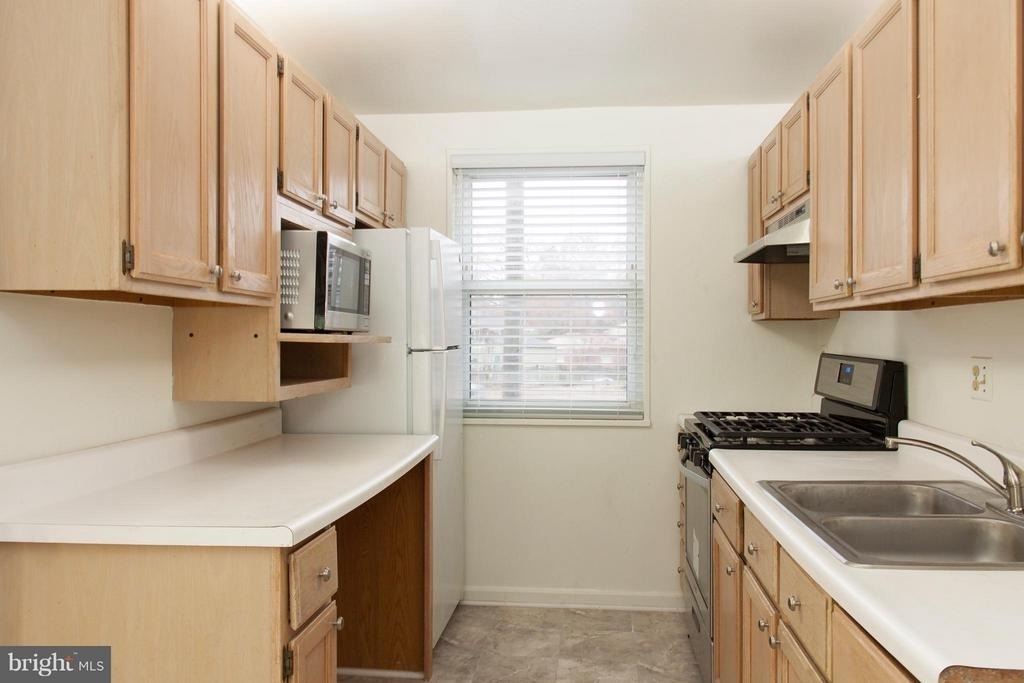 5627 8th Street S - Photo 46