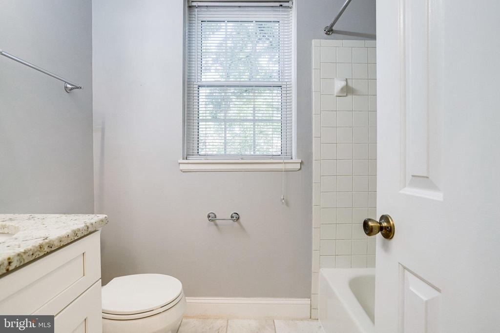 2983 Columbus Street - Photo 28
