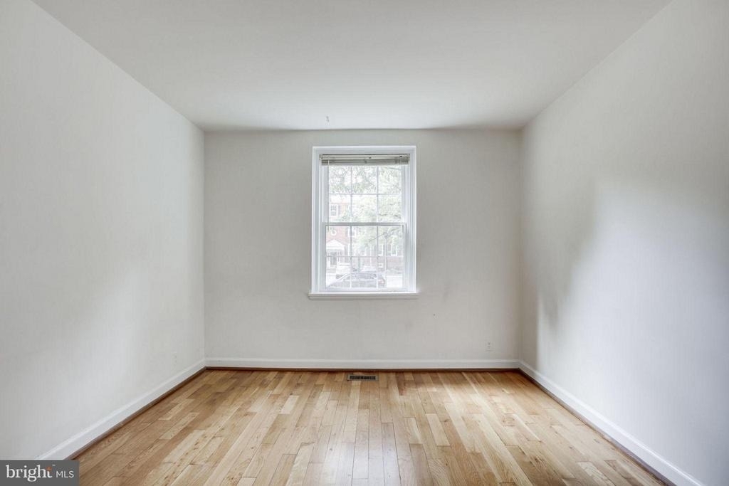 2983 Columbus Street - Photo 9