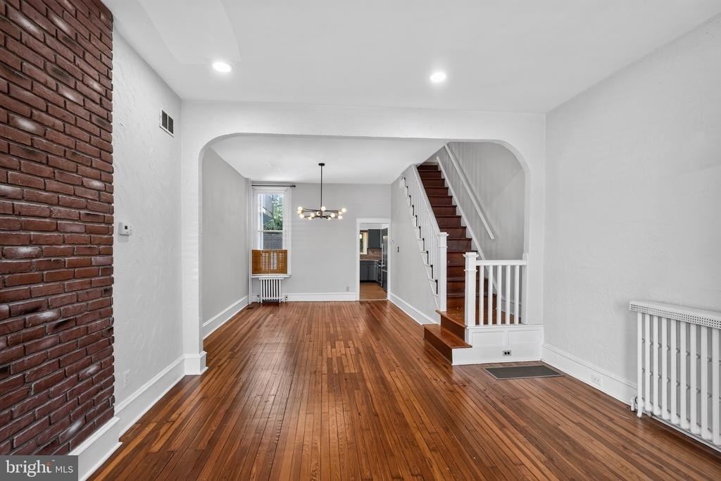 185 Baldwin Street - Photo 4