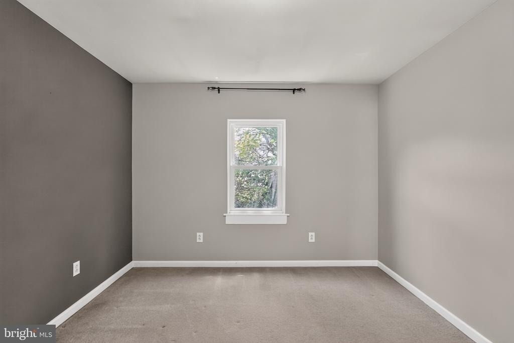 185 Baldwin Street - Photo 15