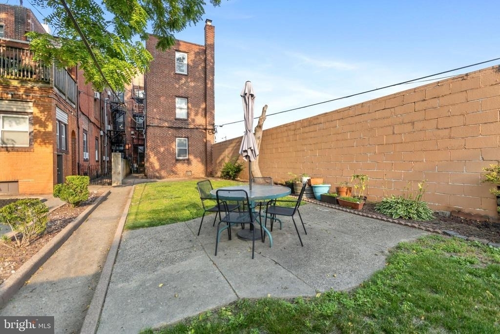 1326 S Broad Street - Photo 26