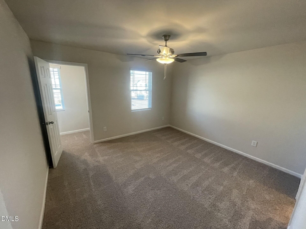 1007 Peony Lane - Photo 9