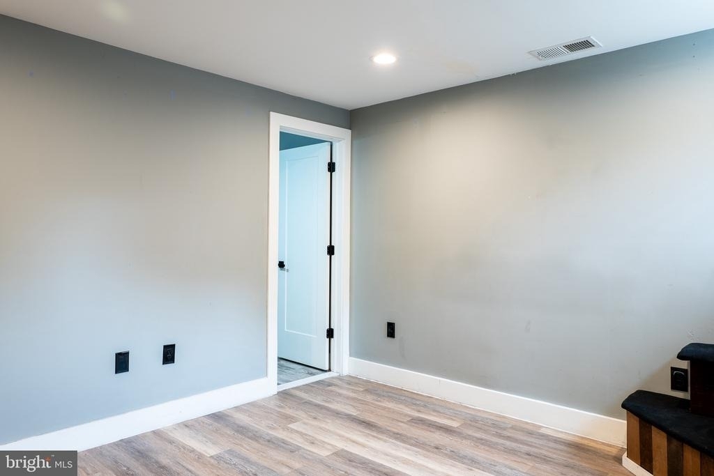 1239 N 19th Street - Photo 27