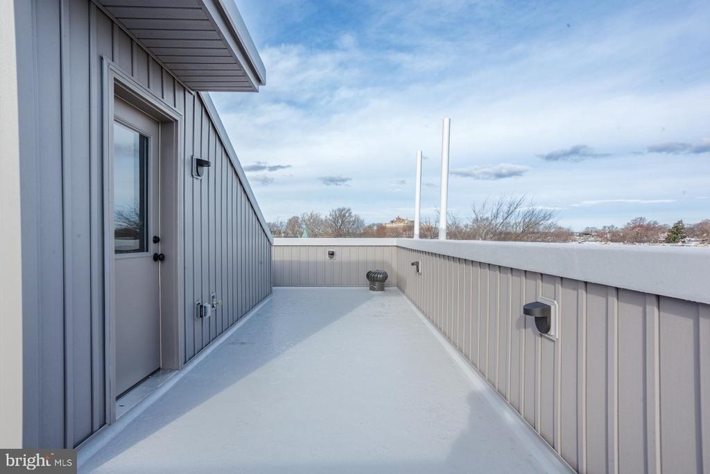 5126 Malcolm Street - Photo 16