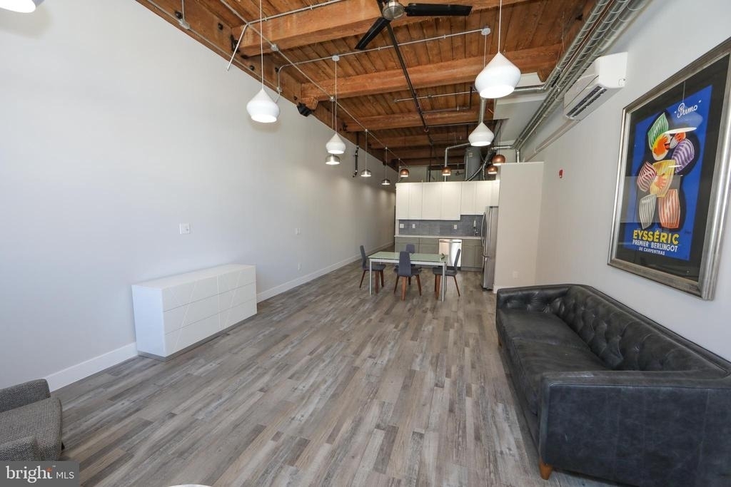 1825 E Atlantic Street - Photo 3