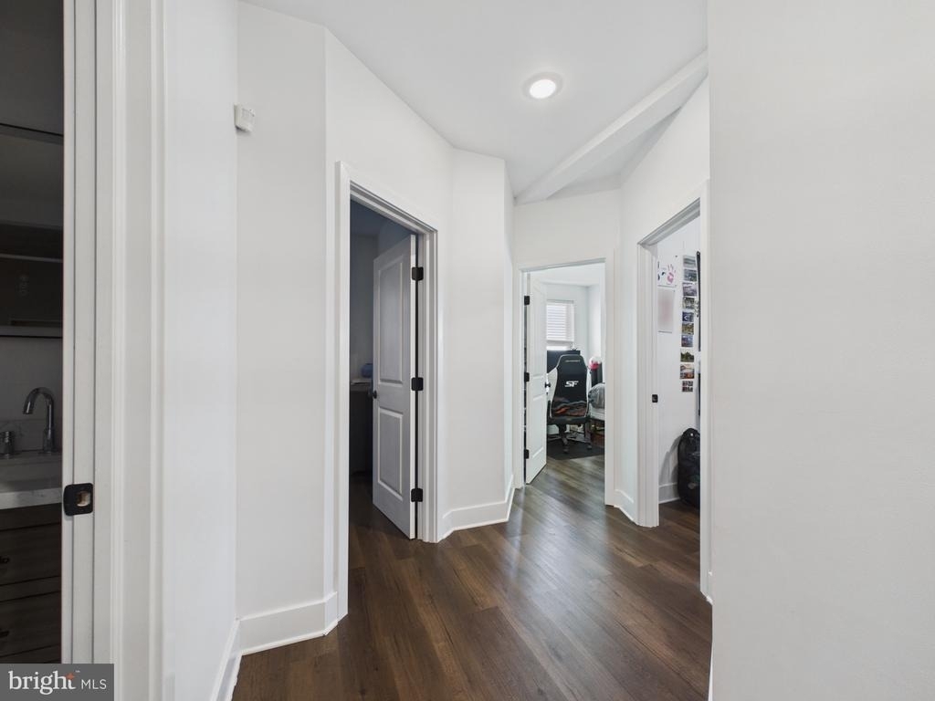 256 N 32nd Street - Photo 4