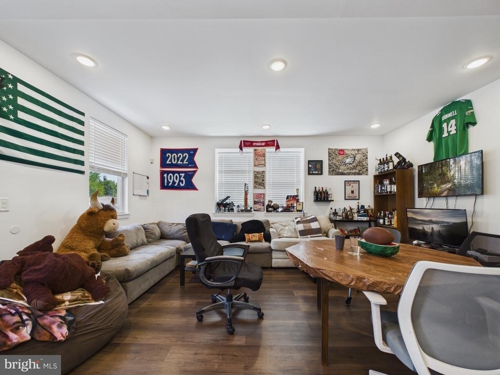 256 N 32nd Street - Photo 3