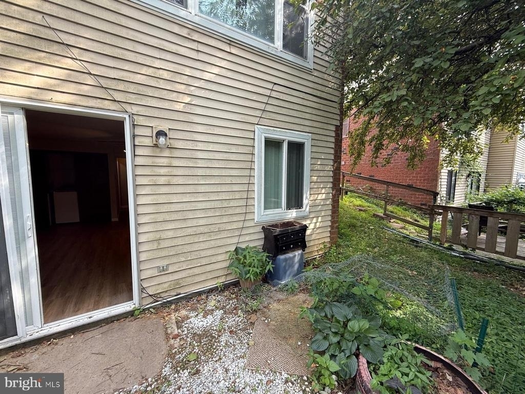 9388 Neil Road - Photo 11