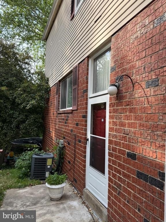 9388 Neil Road - Photo 0