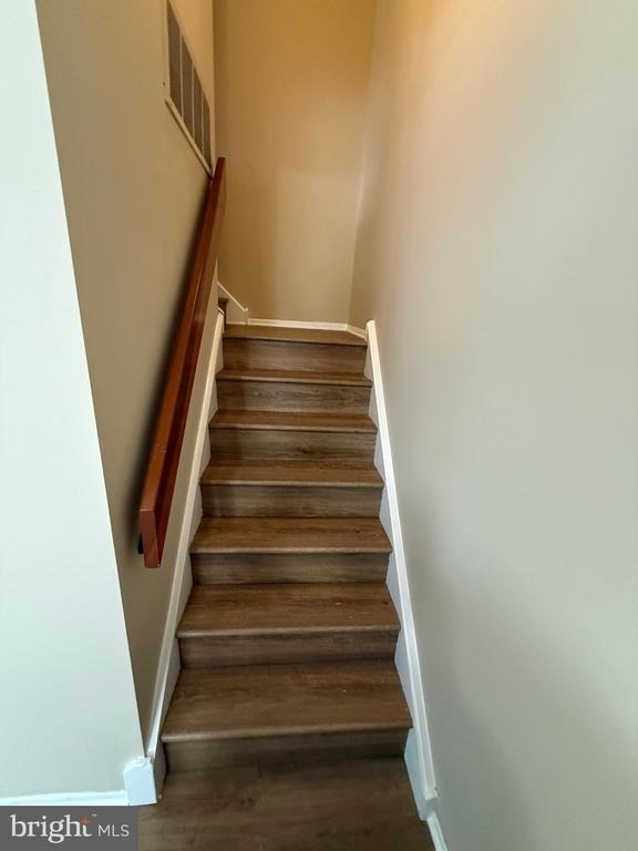 9388 Neil Road - Photo 28