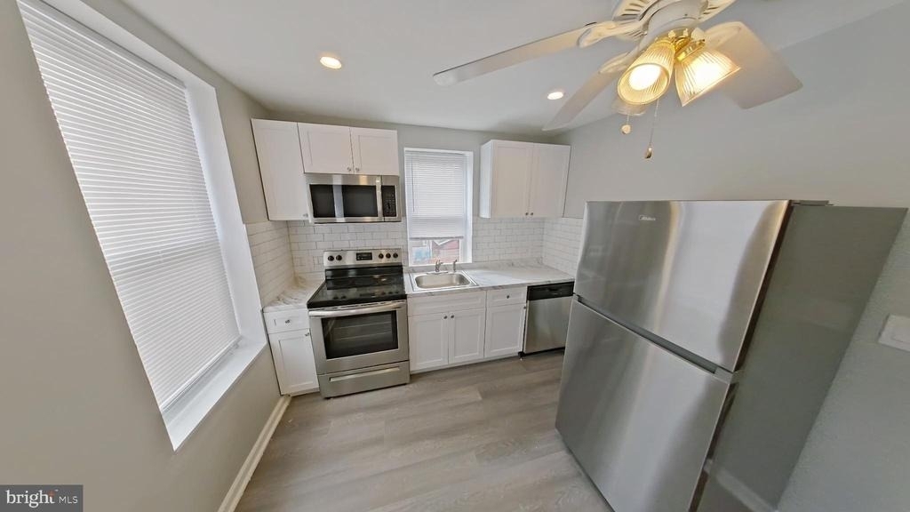 2036 N Gratz Street - Photo 2
