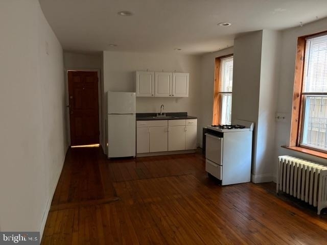 2026 Bainbridge Street - Photo 2