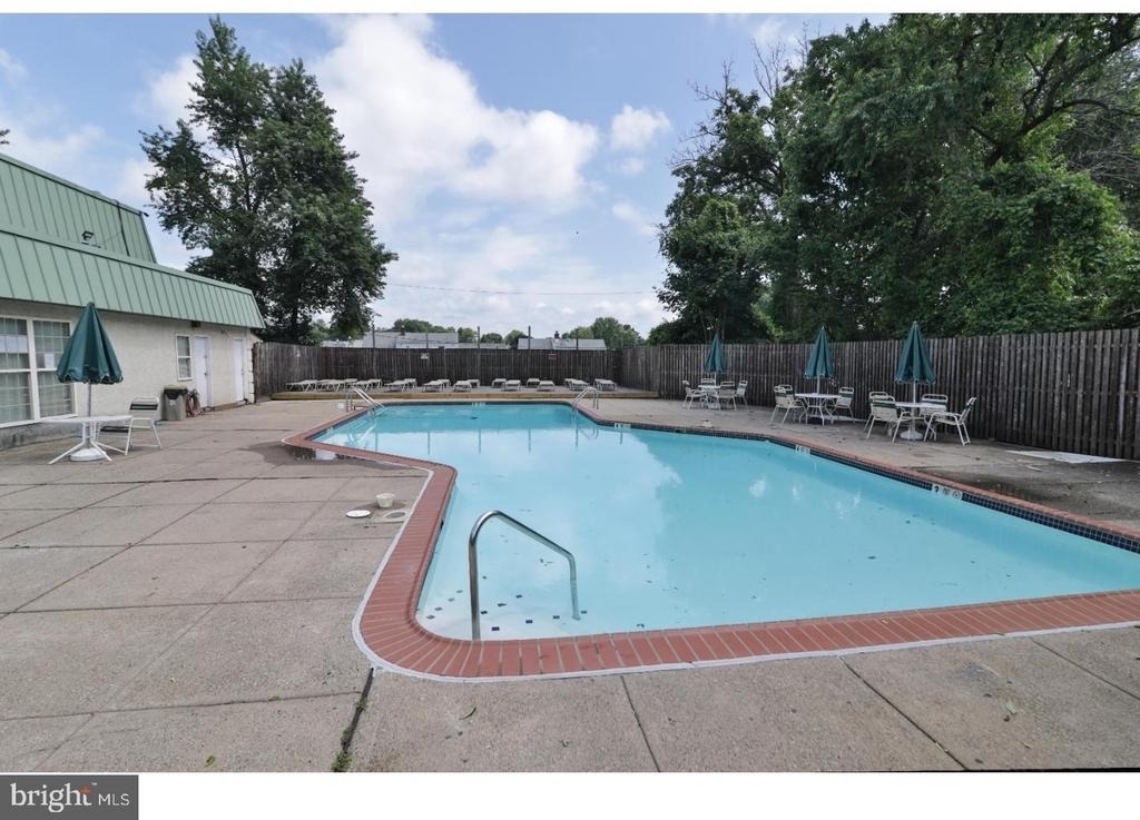 441 Tomlinson Road - Photo 1