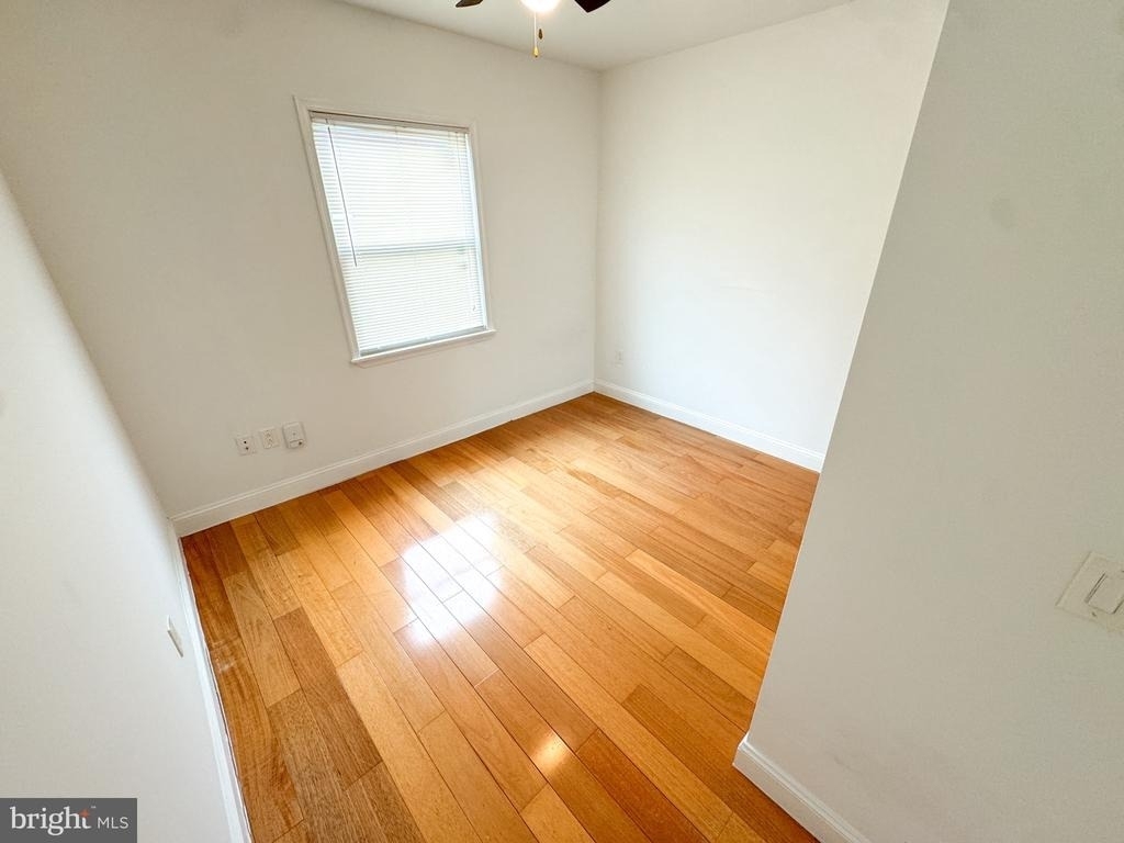 2329 S 15th Street - Photo 7